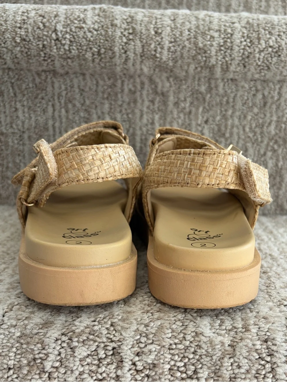 A New Day Girl’s Verity Platform gold Hardware Sandals. Size 2.